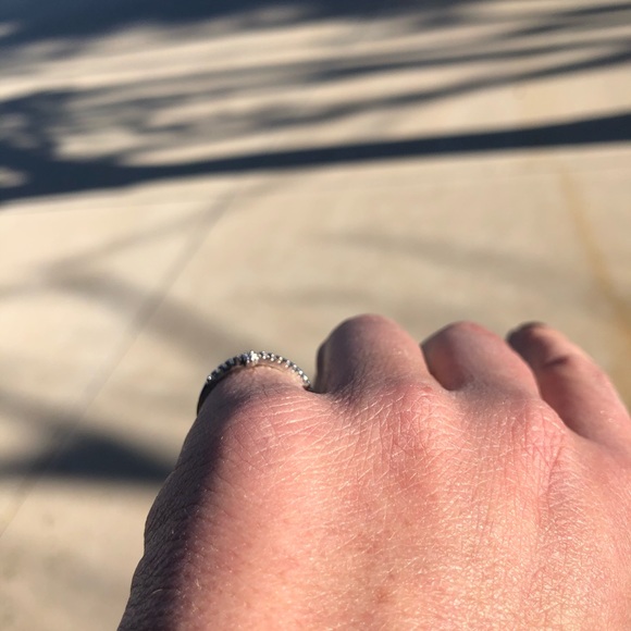 Size 6 925 Silver Cross Ring - Picture 3 of 6